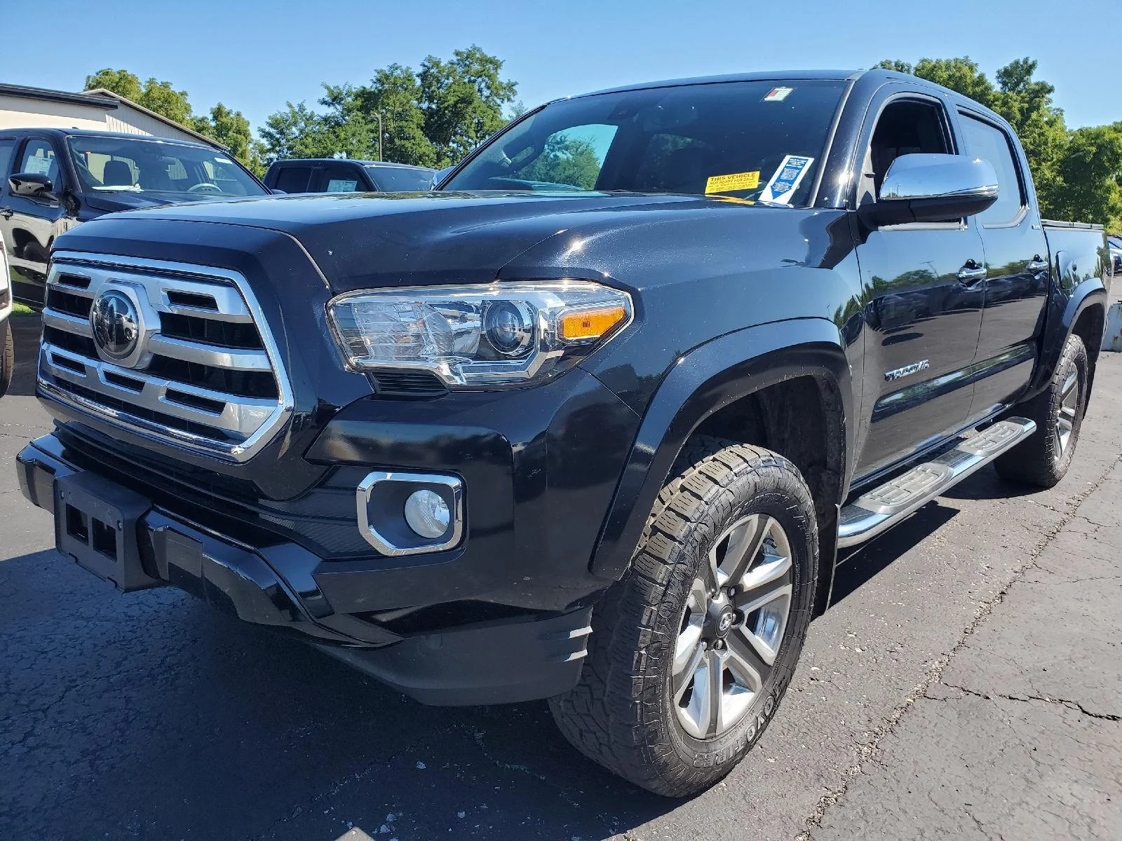 Used 2019 Midnight Black Metallic Toyota Limited image 4