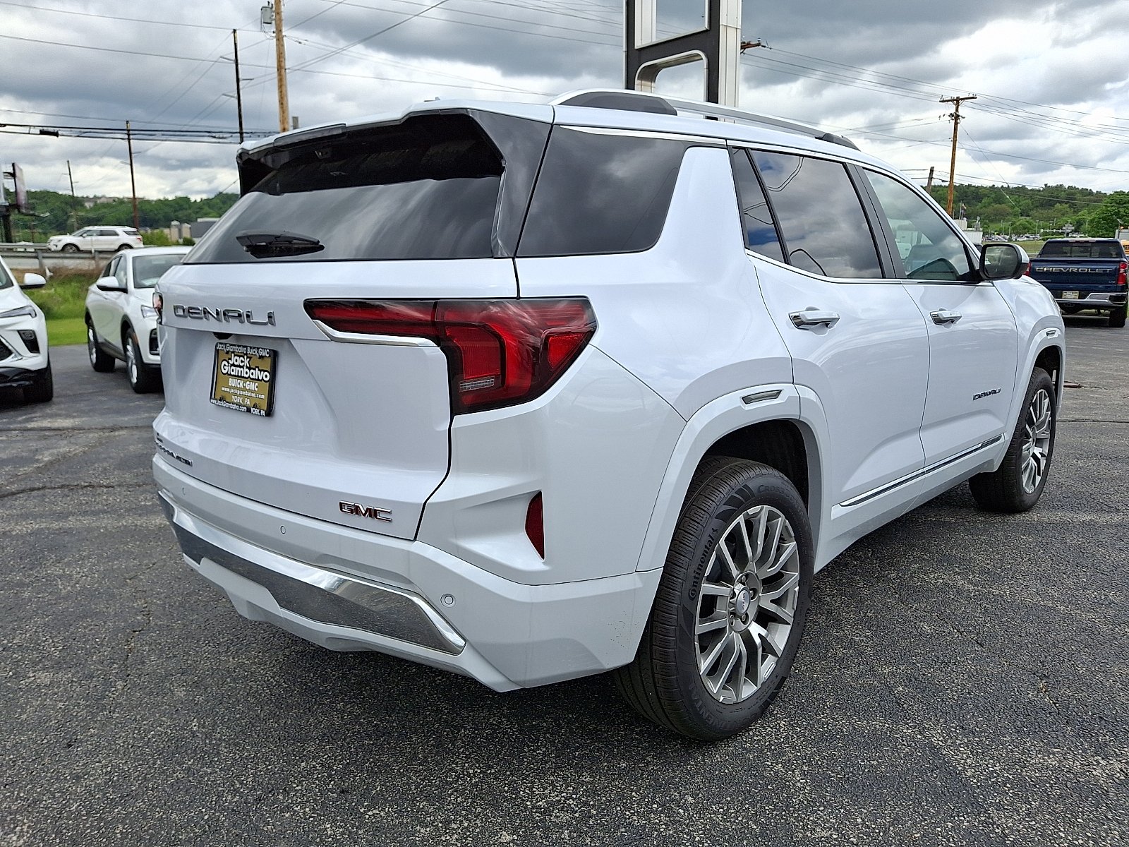 2026 GMC Terrain Denali - Photo 8