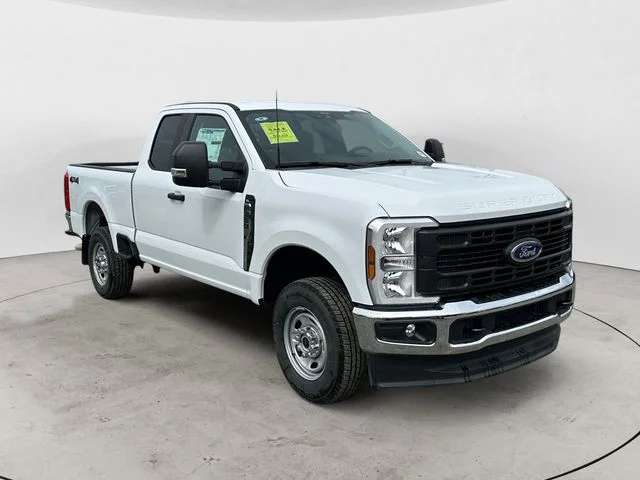 New 2026 Oxford White Ford XL image 7