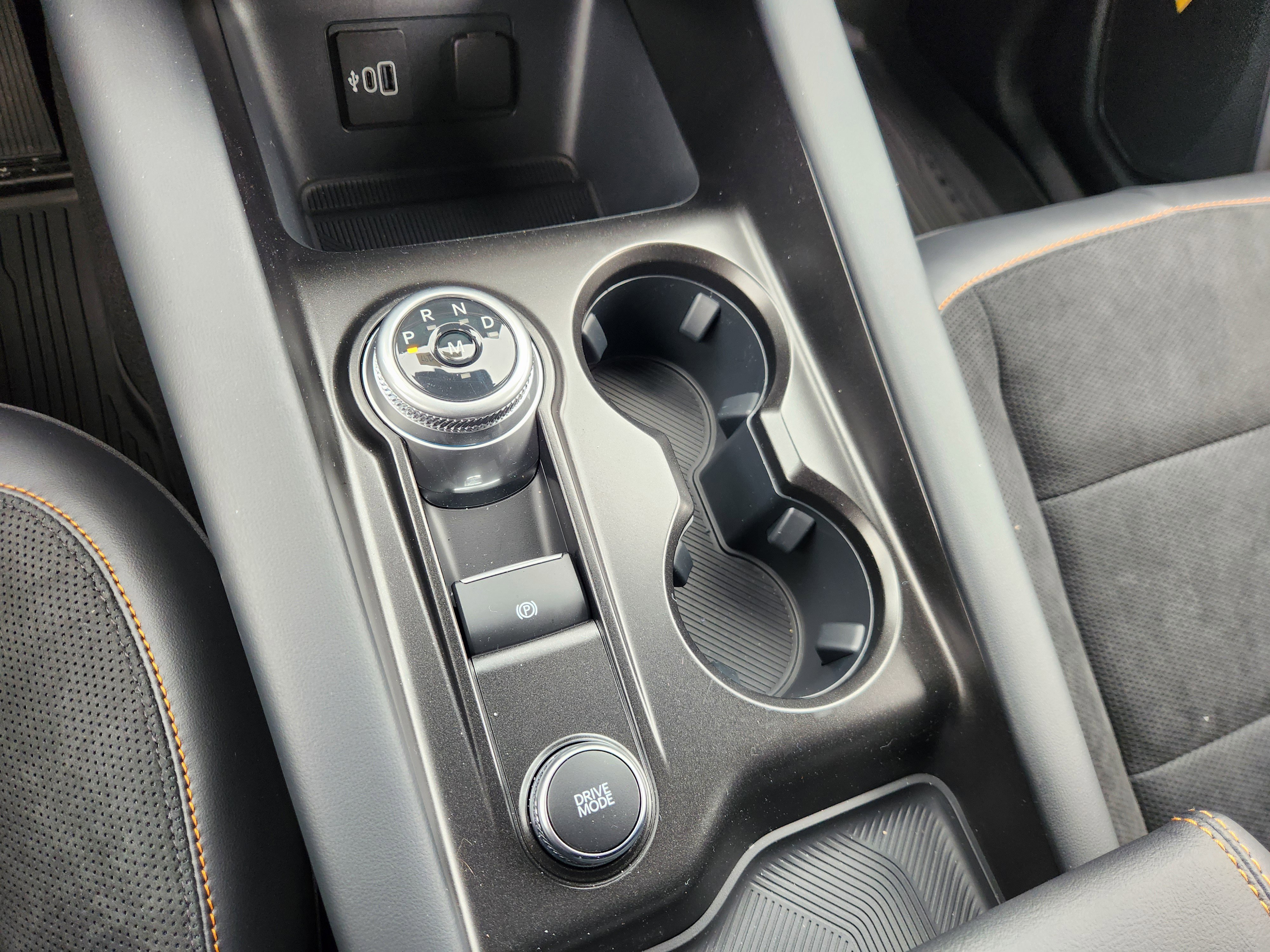 New 2026 Carbonized Gray Metallic Ford Tremor image 13