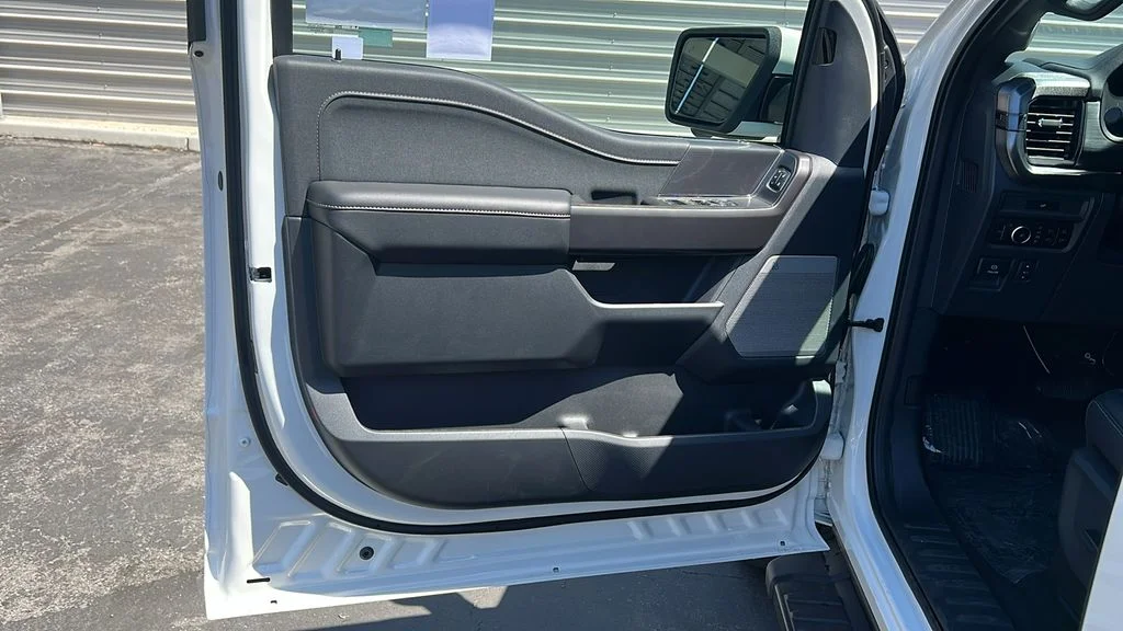 New 2026 Star White Metallic Tri-Coat Ford Lariat® image 13