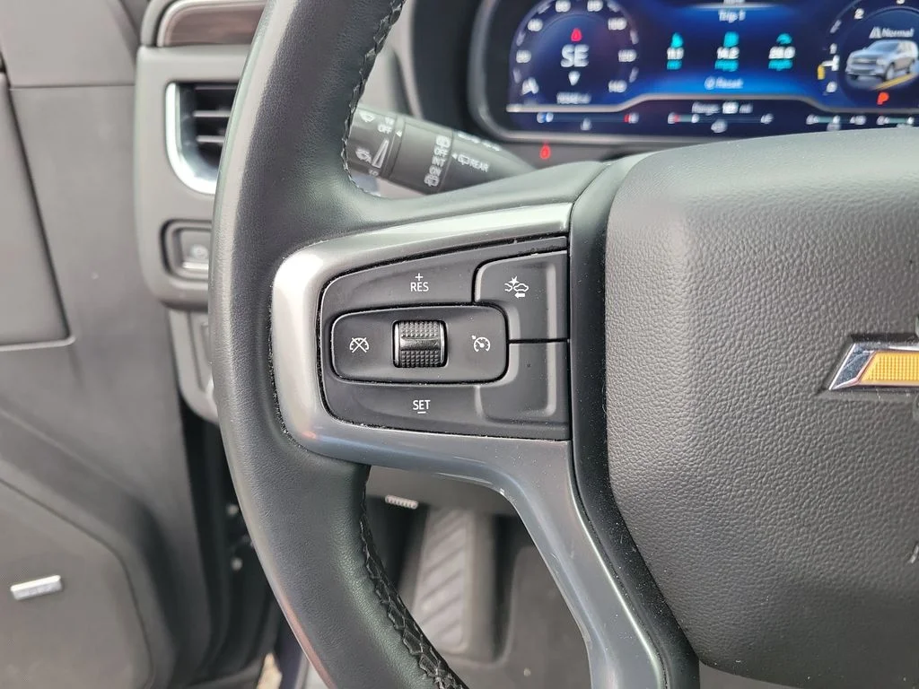 2023 Chevrolet Suburban LT - Photo 19