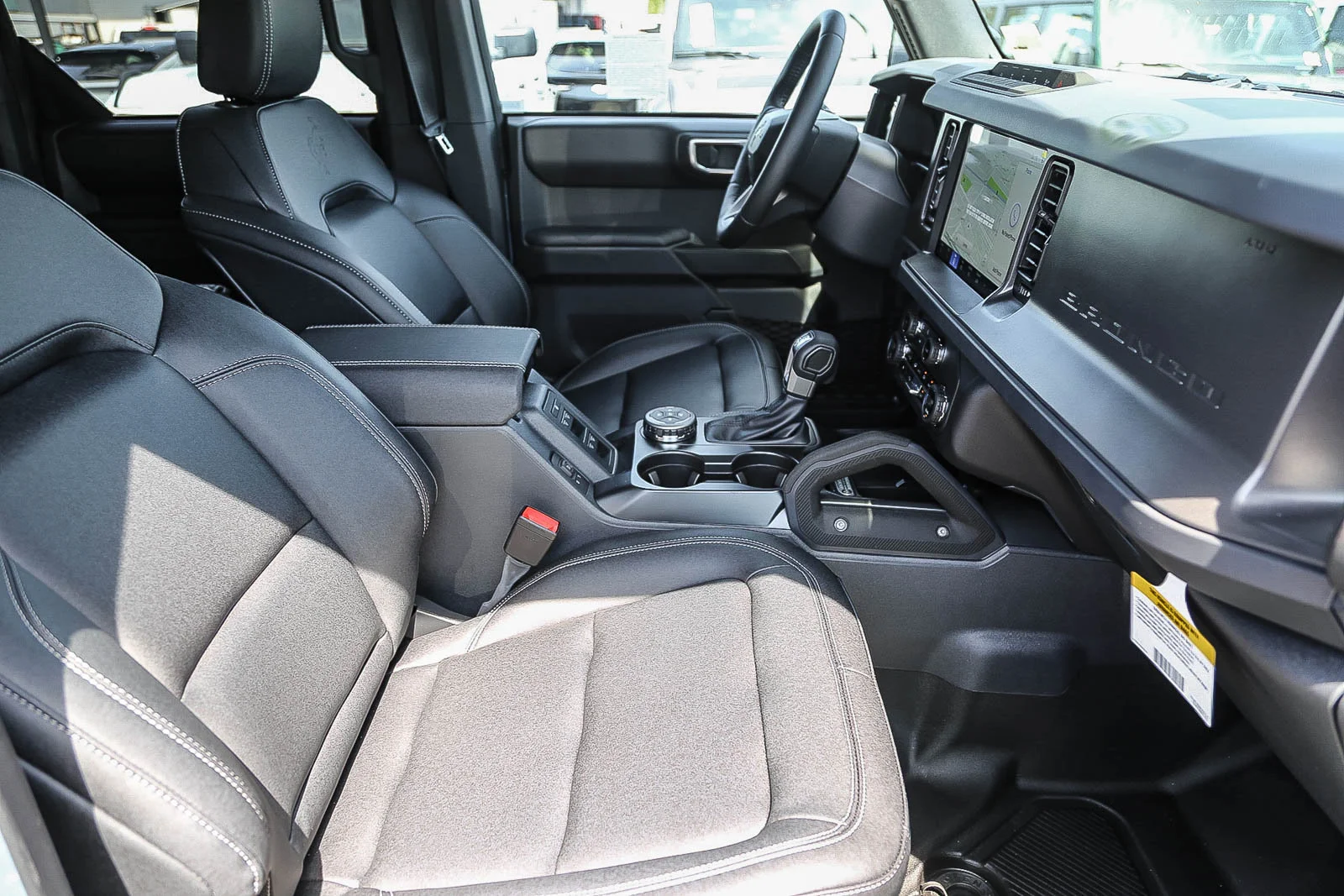 New 2025 Azure Gray Metallic Tri-Coat Ford Badlands® image 18