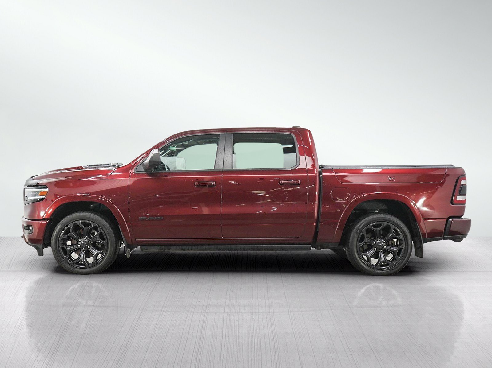 Used 2022 RAM Ram 1500 Pickup Limited with VIN 1C6SRFHT4NN368540 for sale in South Saint Paul, Minnesota