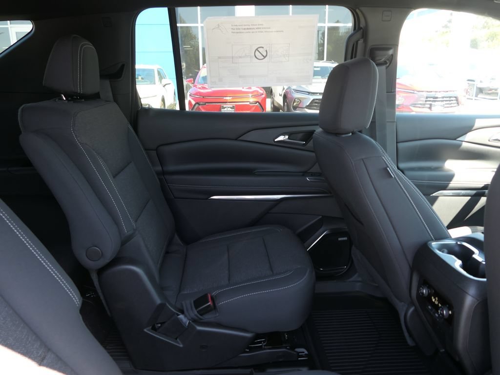 2027 Chevrolet Traverse LT - Photo 23
