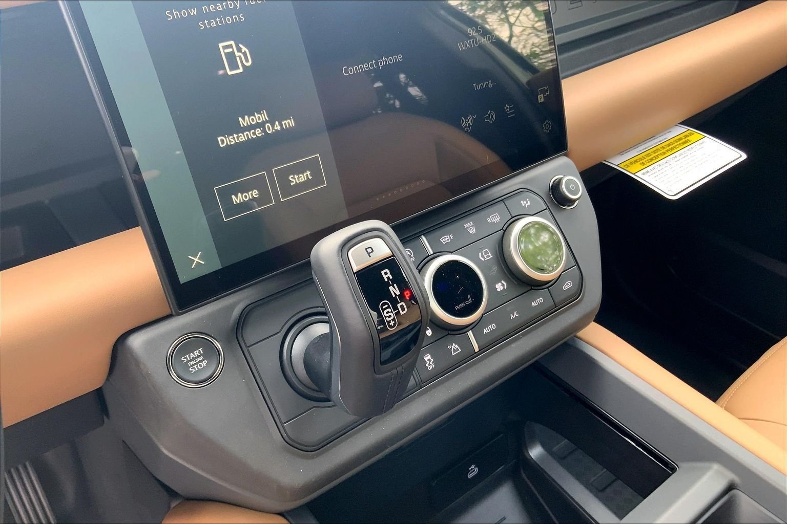 New 2026 Woolstone Green LAND ROVER X-Dynamic SE image 7