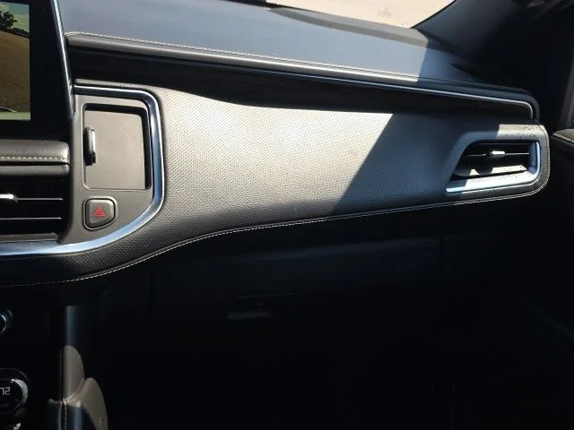 Used 2023 White Chevrolet Premier image 20