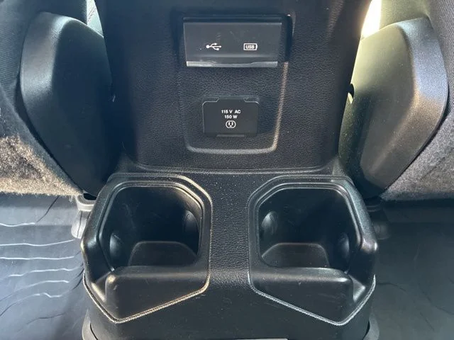 Used 2018 Bright White Clearcoat Jeep Unlimited Rubicon image 24