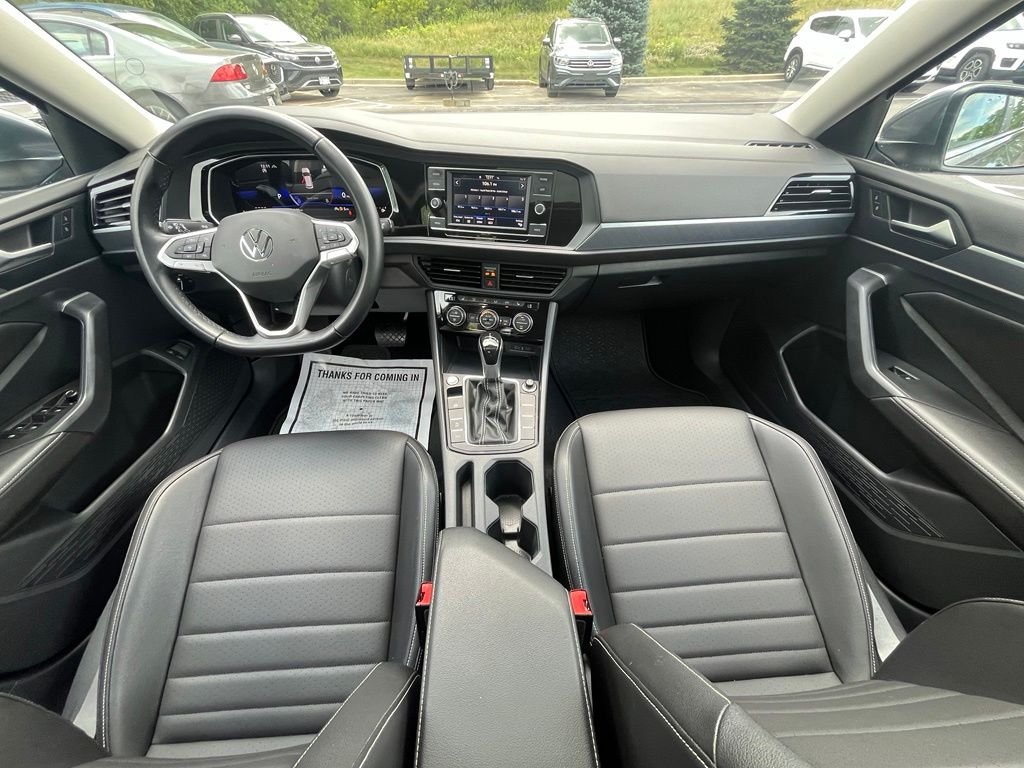 Used 2023 Gray Volkswagen 1.5T SE image 13