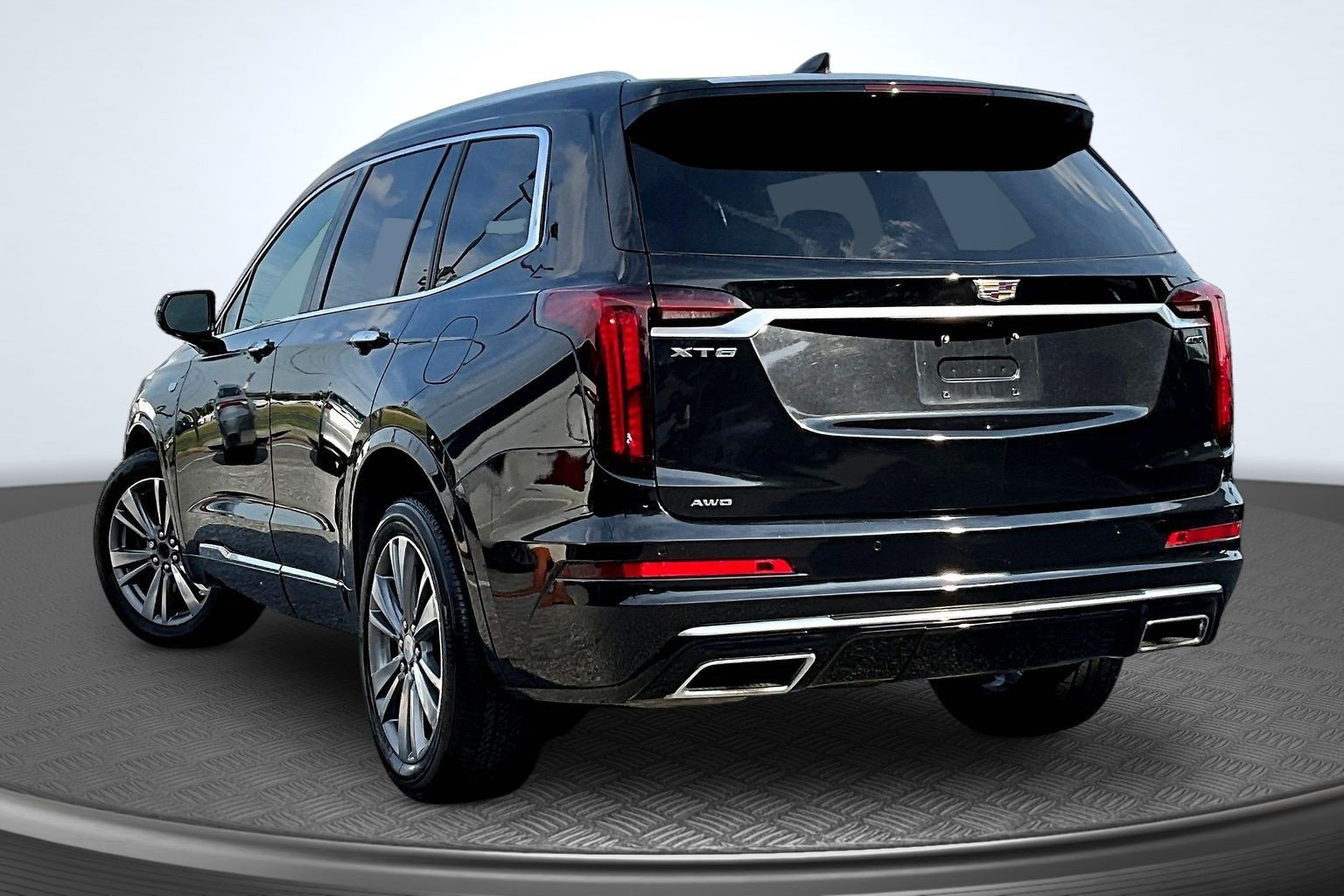 Used 2020 Black Cadillac Premium Luxury image 3