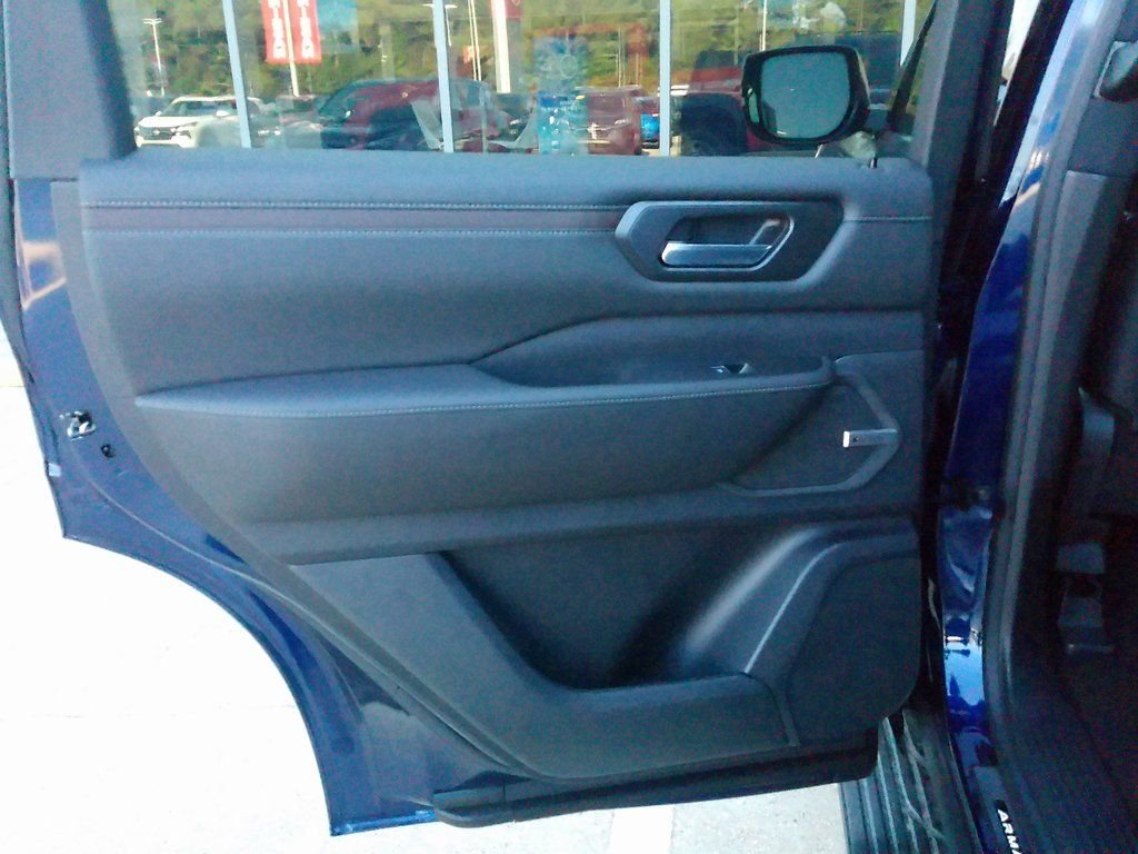 2026 Nissan Armada SL - Photo 35