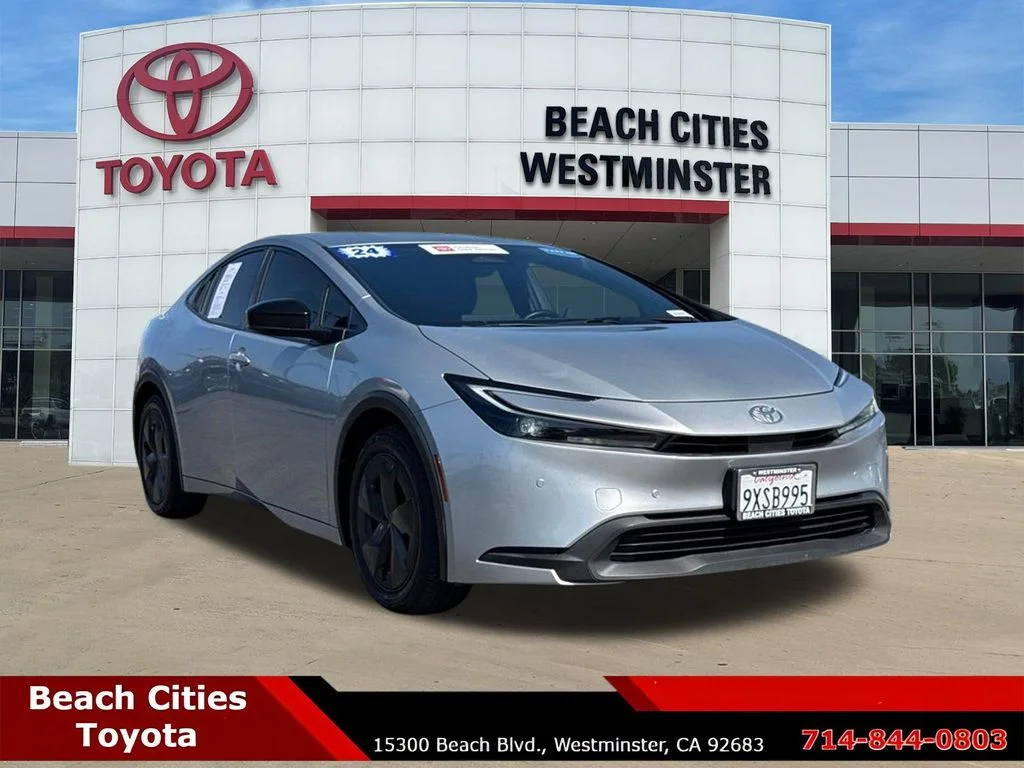 Certified Used 2024  Toyota LE image 2