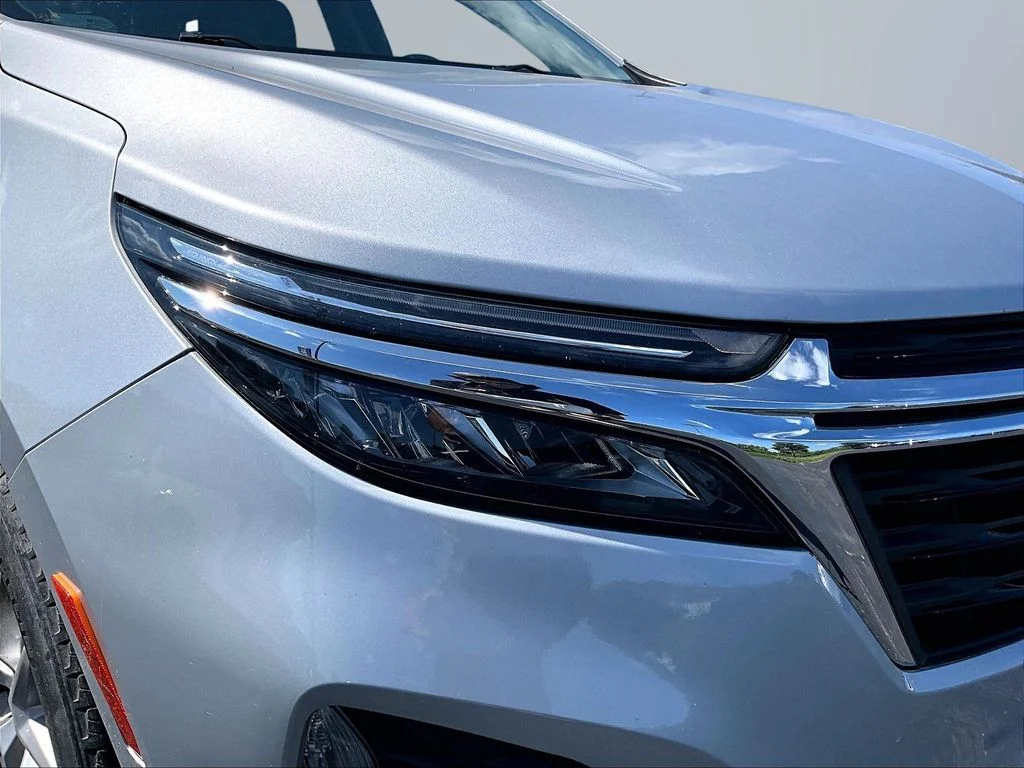 Used 2022 Silver Chevrolet LT image 28