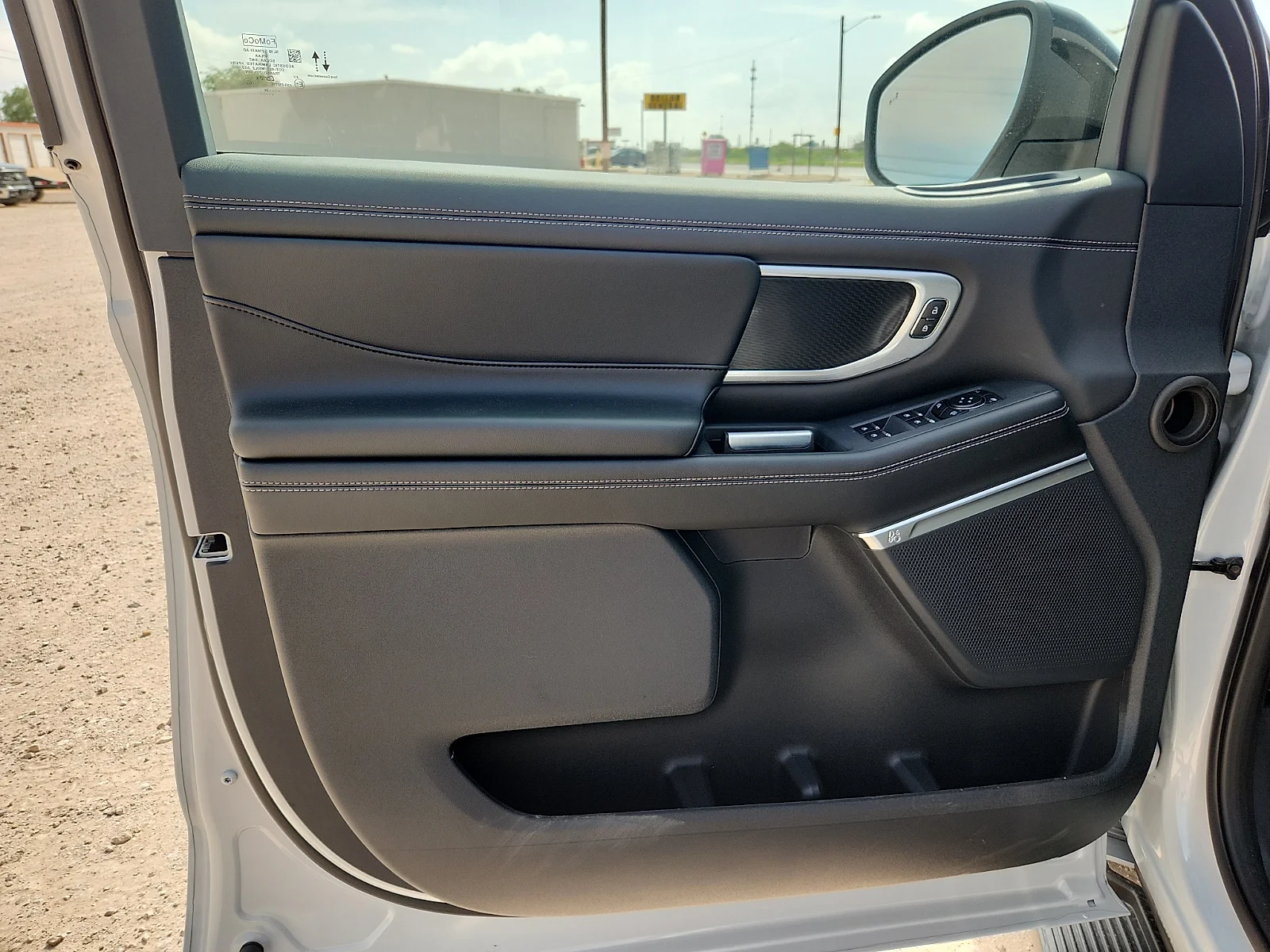 New 2026 Space Silver Metallic Ford MAX Platinum® image 14