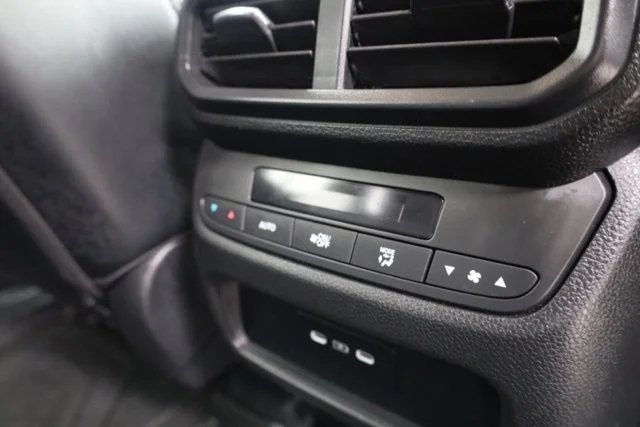 Used 2025 White Honda EX-L image 40