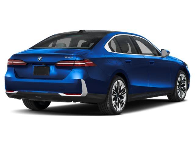 New 2027 Tanzanite Blue II Metallic BMW 530i image 2