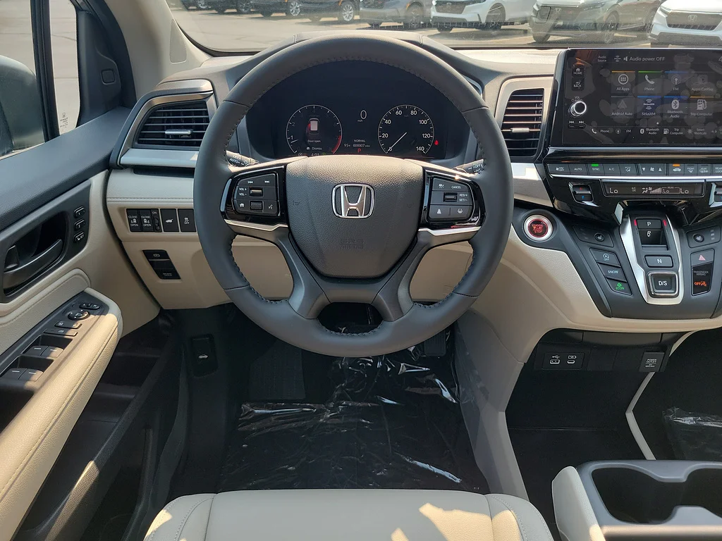 New 2026 Solar Silver Metallic Honda EX-L image 6