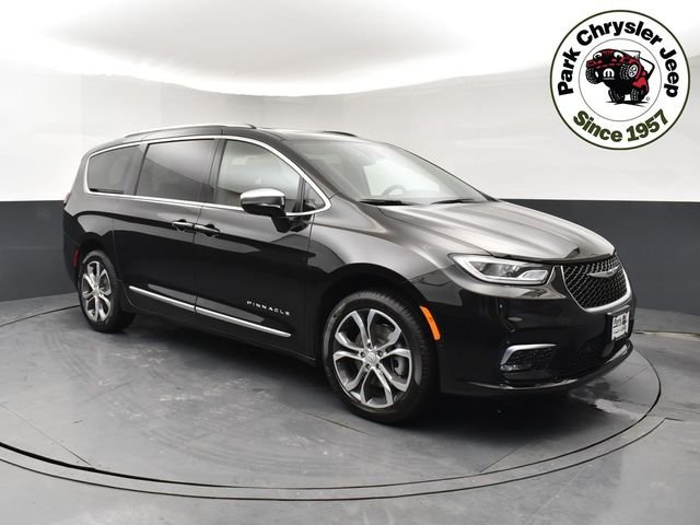 2026 Chrysler Pacifica Pinnacle AWD's photo