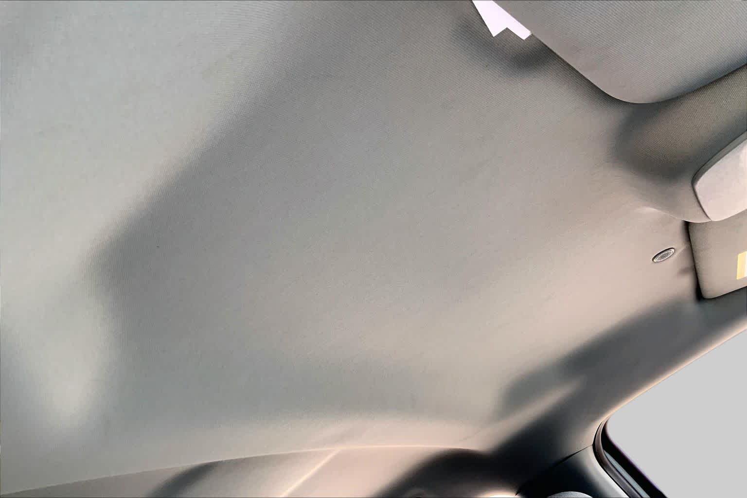 Used 2022 Oxford White Ford XLT image 14