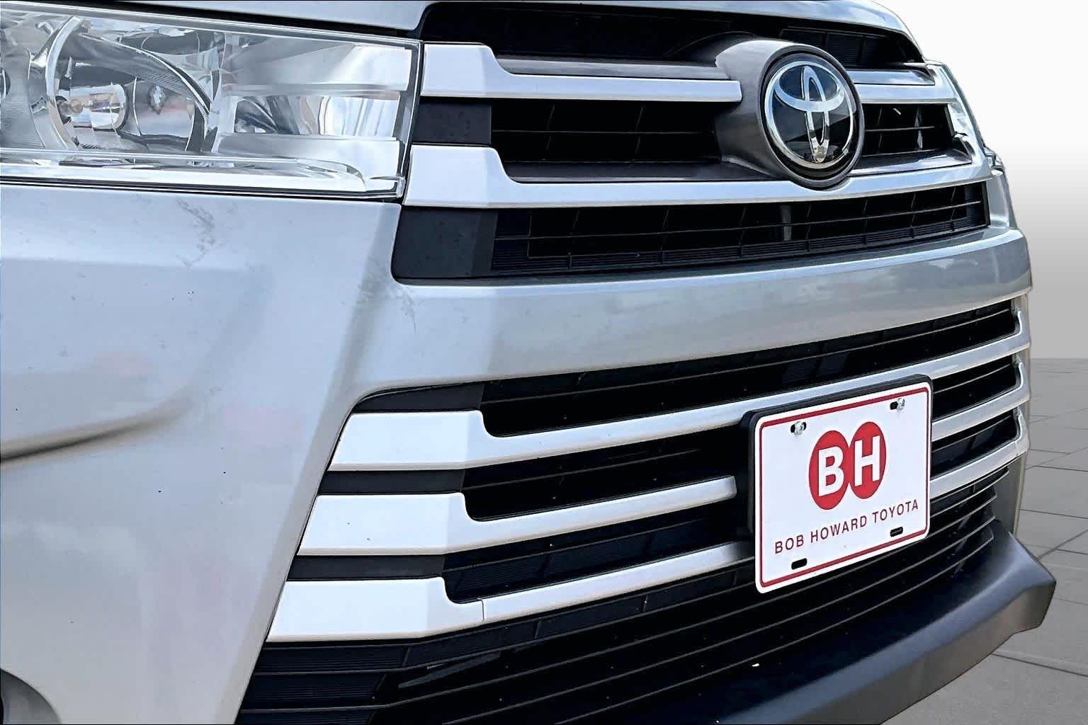 Used 2018 Celestial Silver Metallic Toyota LE Plus image 29