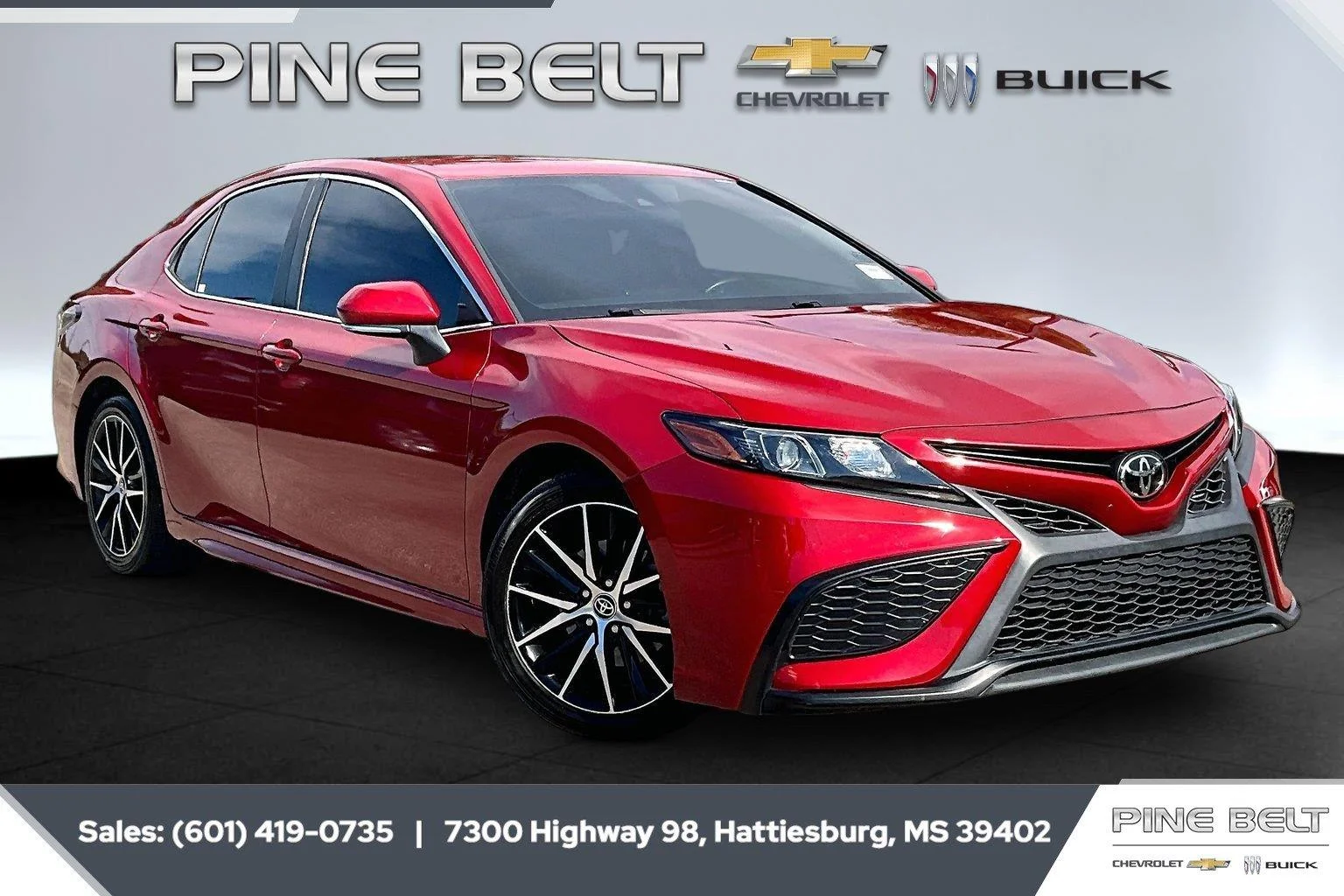 2022 Toyota Camry SE