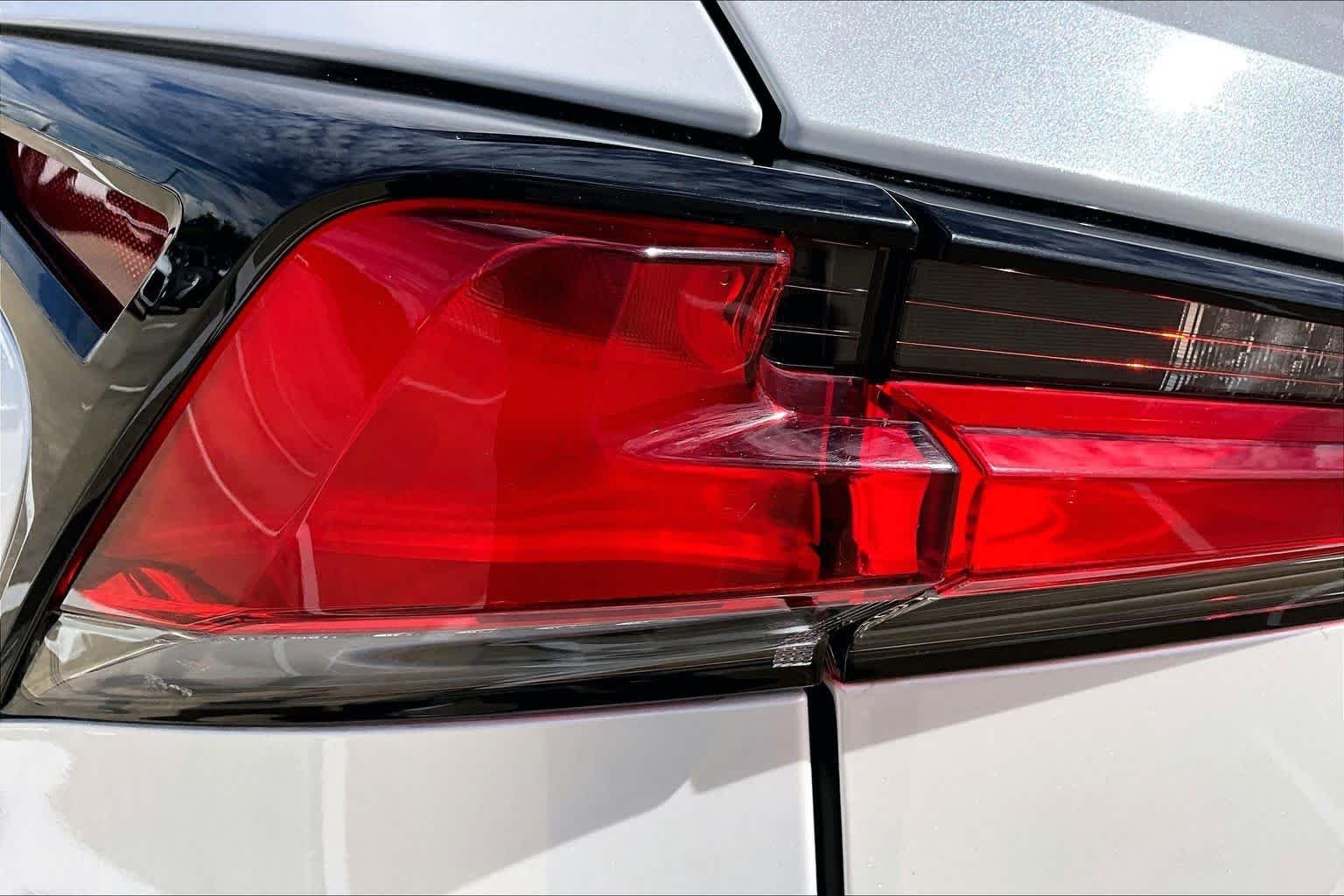 Used 2021 Eminent White Pearl Lexus  image 29