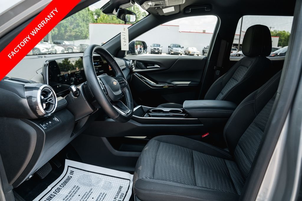 Used 2025 Sterling Gray Metallic Chevrolet LT image 21