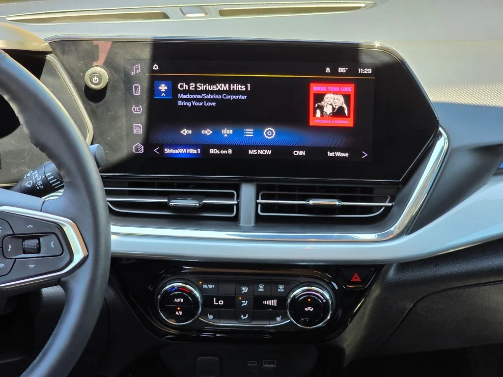 Used 2025 Gray Chevrolet LT image 32