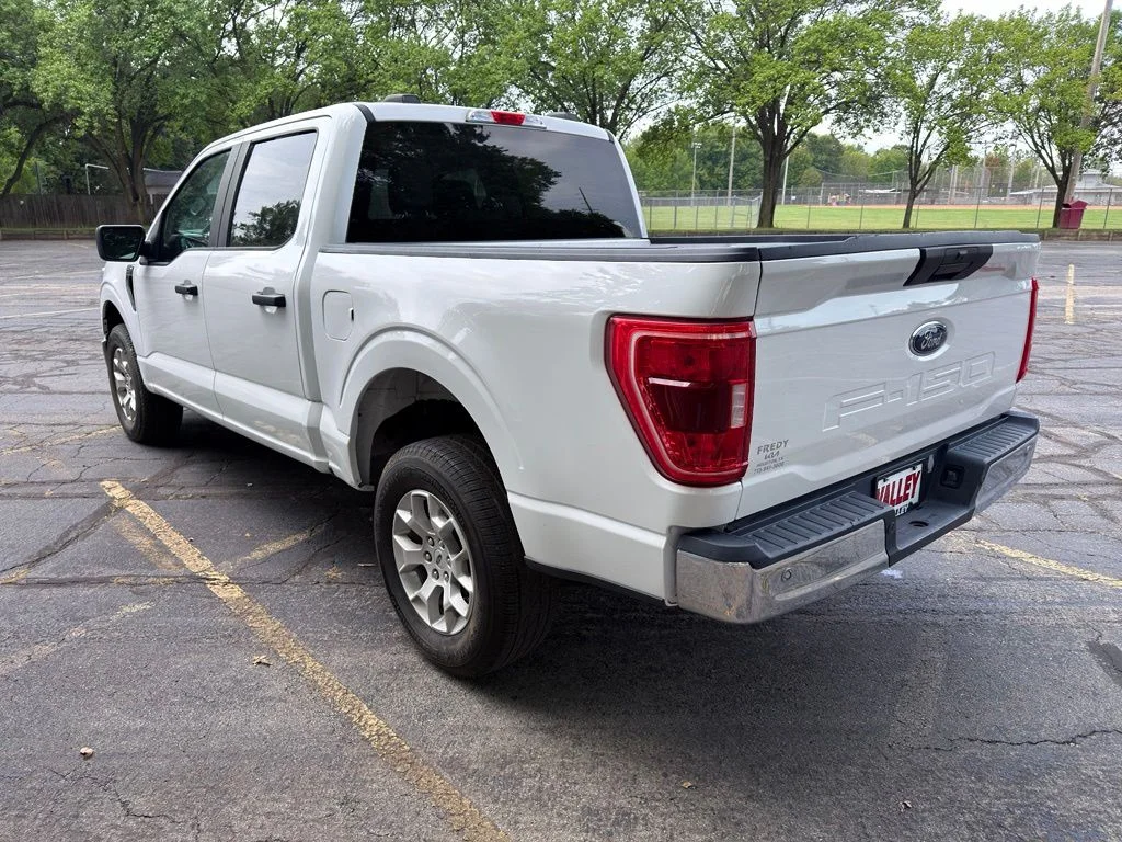 Used 2023 White Ford XLT image 9