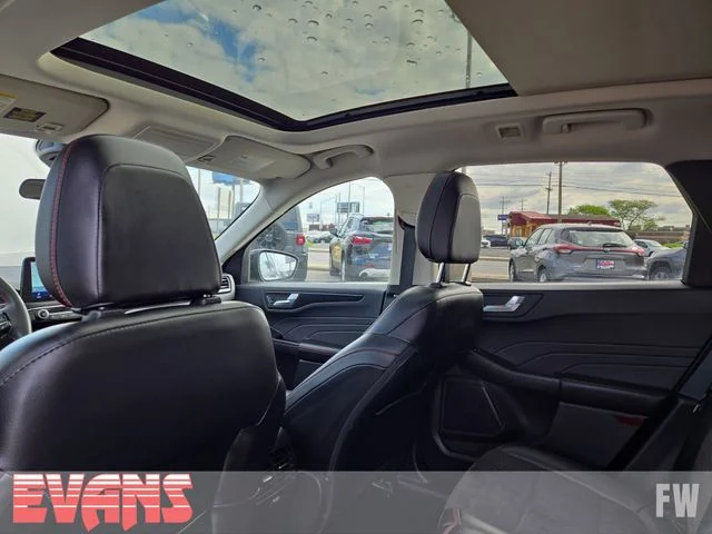 Used 2022 Gray Ford SEL image 21
