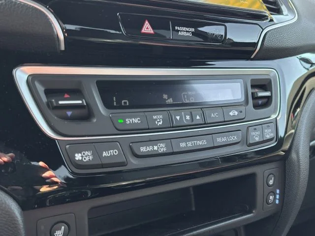 Used 2025  Honda Black Edition image 43