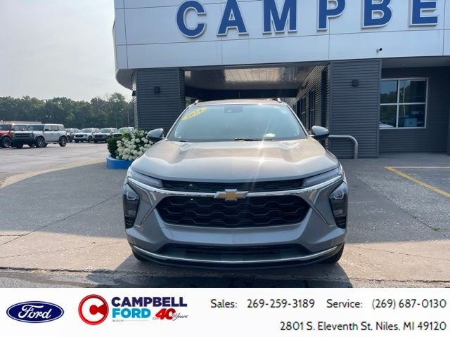 Used 2024 Sterling Gray Metallic Chevrolet LT image 8