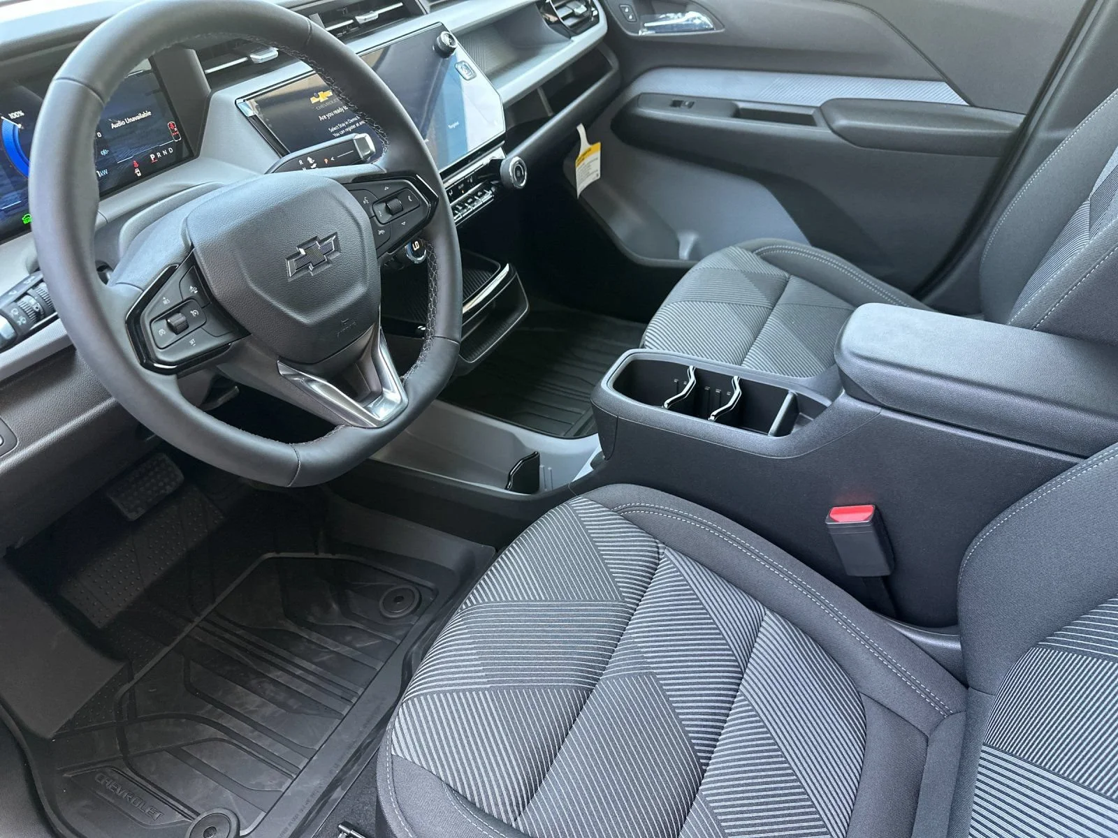 2027 Chevrolet Bolt LT - Photo 10