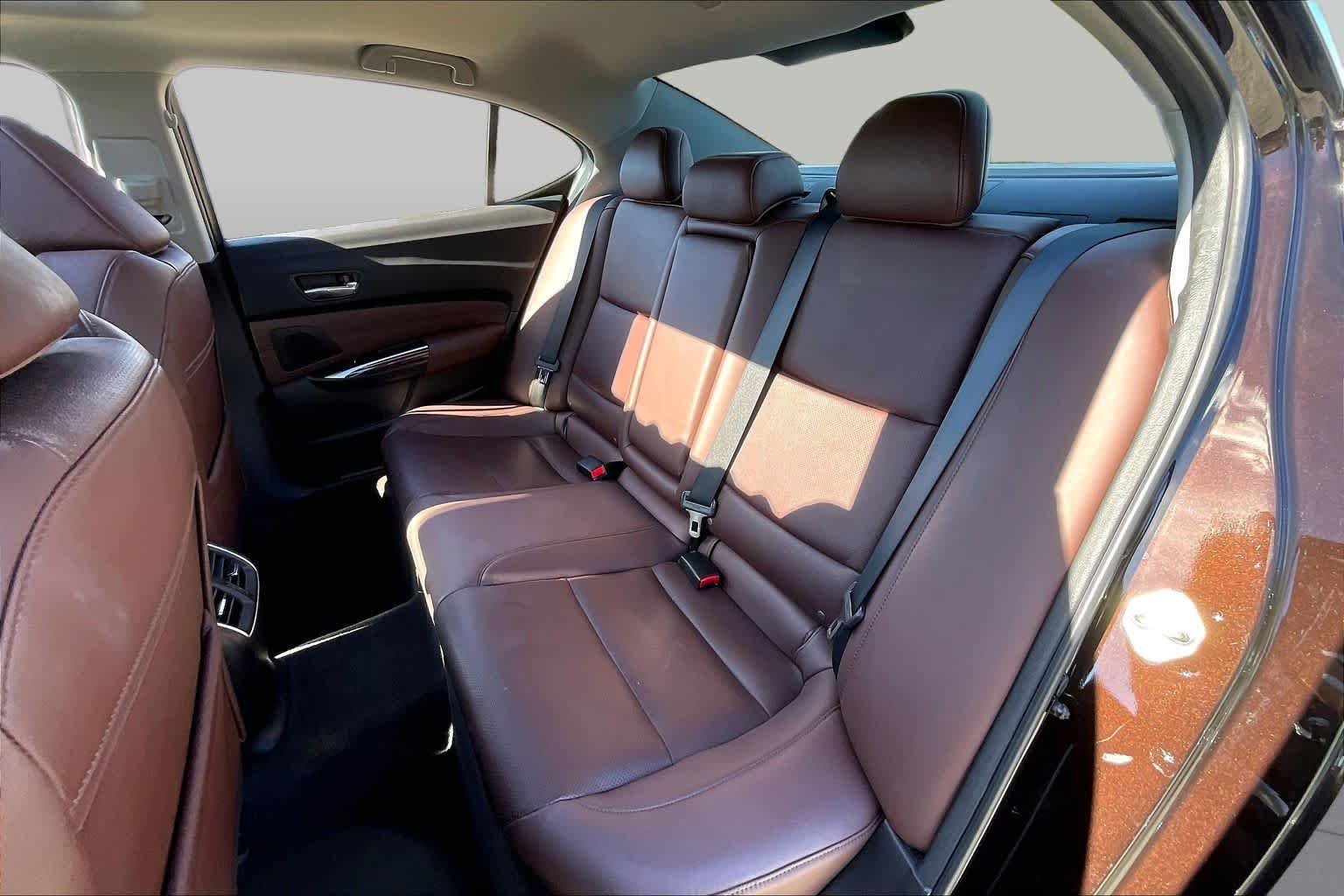 2017 Acura TLX Technology Package - Photo 20