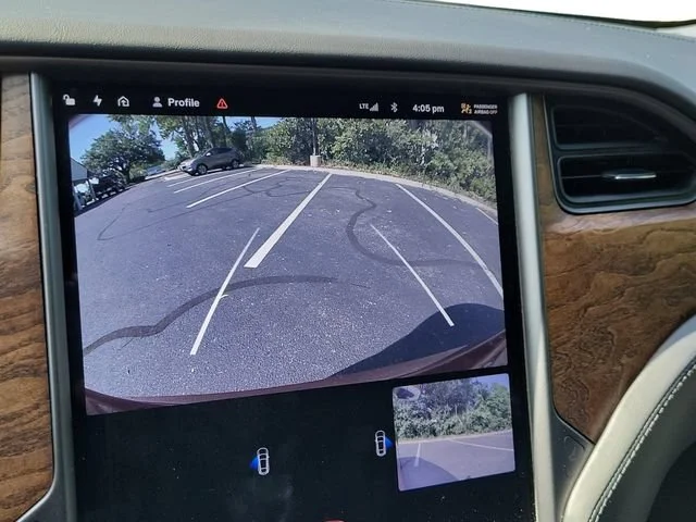 Used 2021 Red Tesla Long Range Plus image 17
