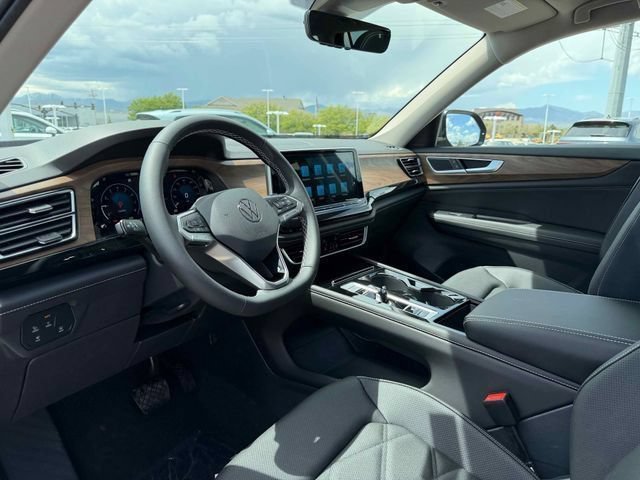 New 2026 Green Volkswagen 2.0T SE w/Technology image 3