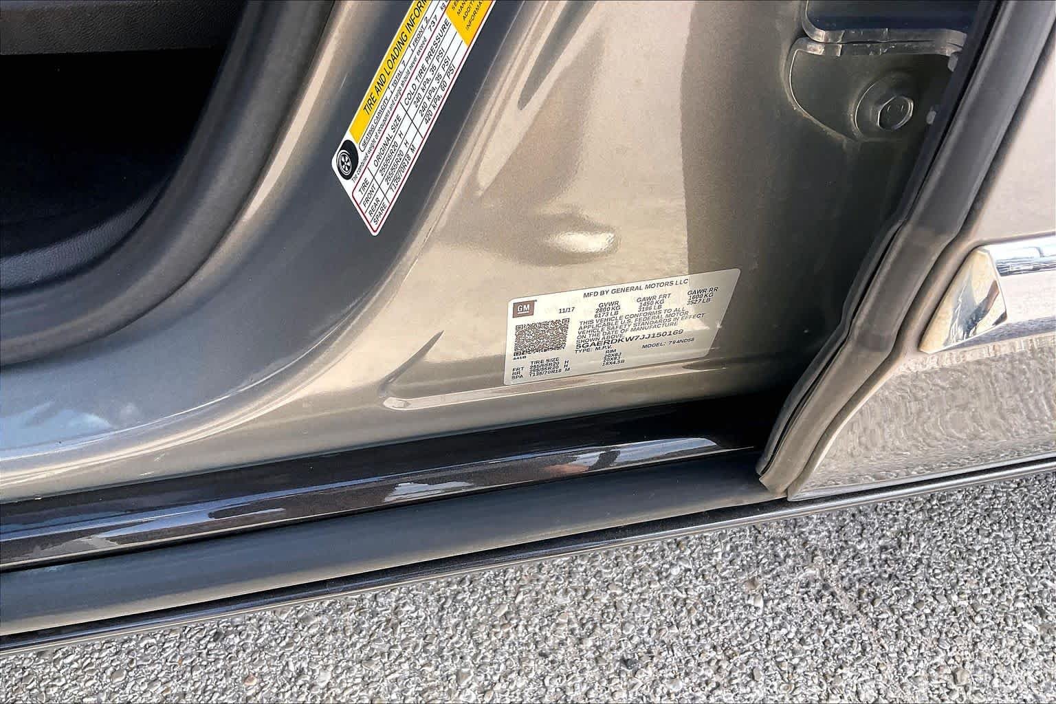 Used 2018 Pepperdust Metallic Buick Avenir image 34