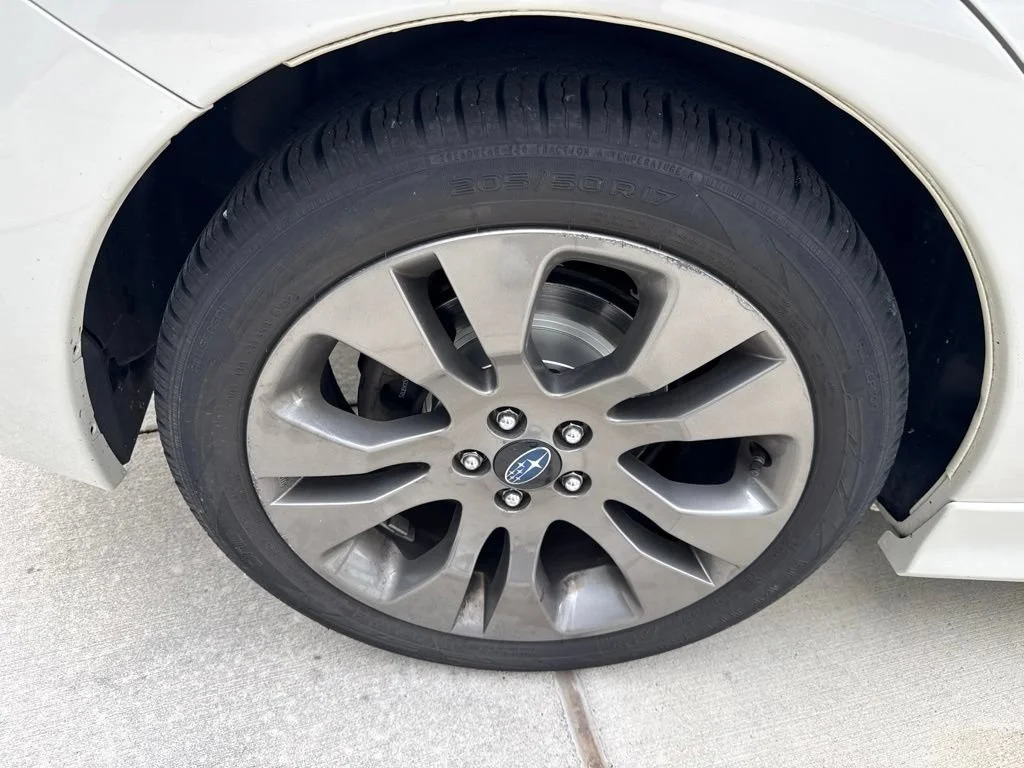Used 2015 Crystal White Pearl Subaru 2.0i Sport Premium image 15