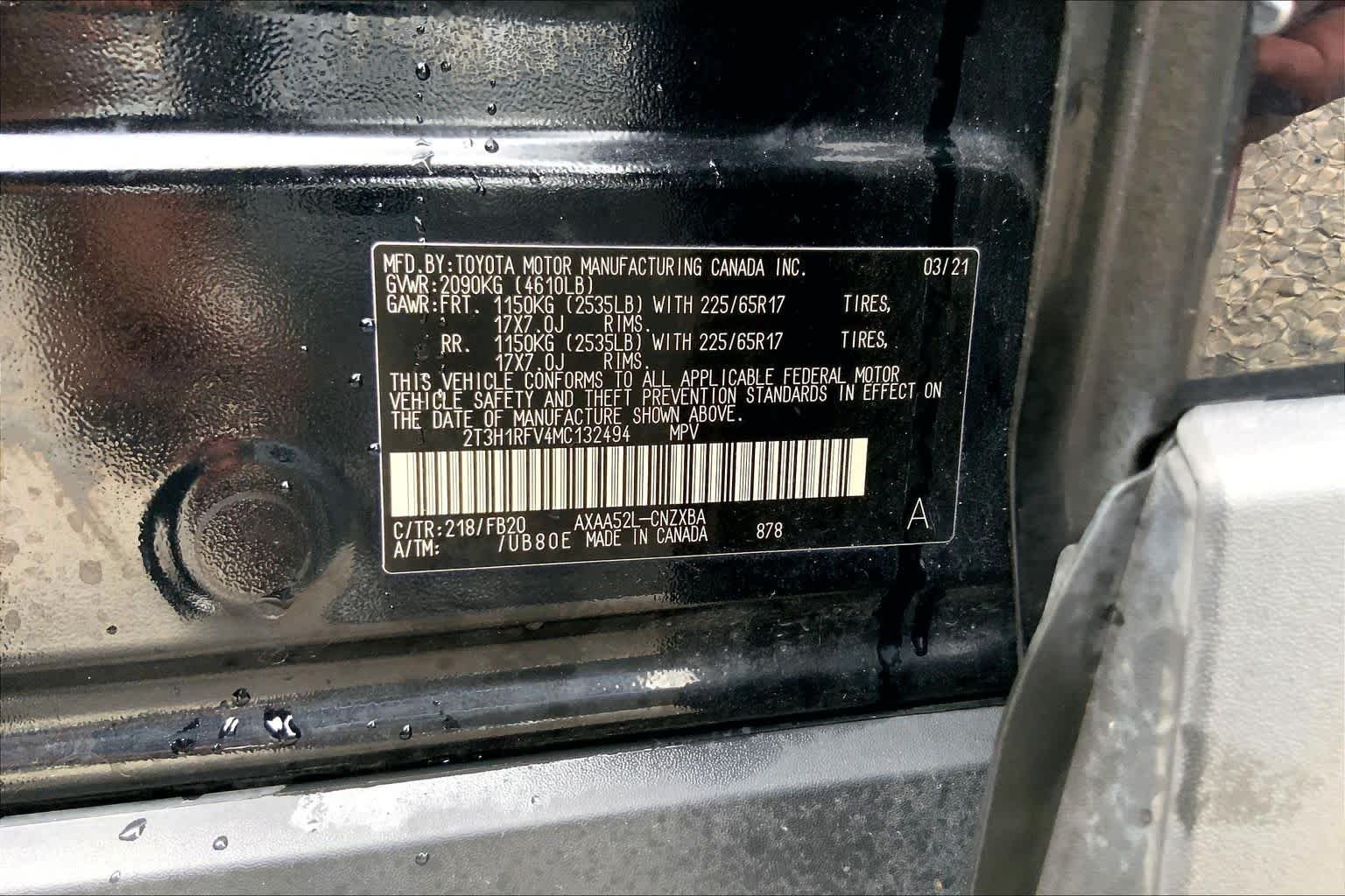 Used 2021 Midnight Black Metallic Toyota LE image 36