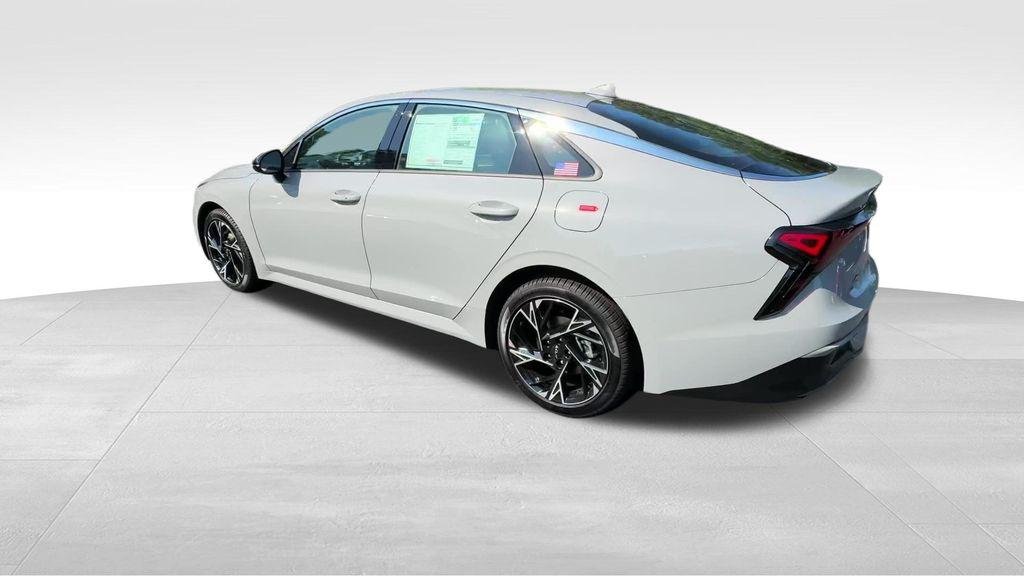 New 2026 Wolf Gray Kia GT-Line FWD image 3