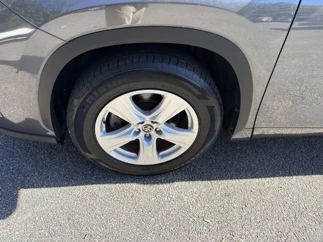 Used 2023 Gray Toyota LE image 16