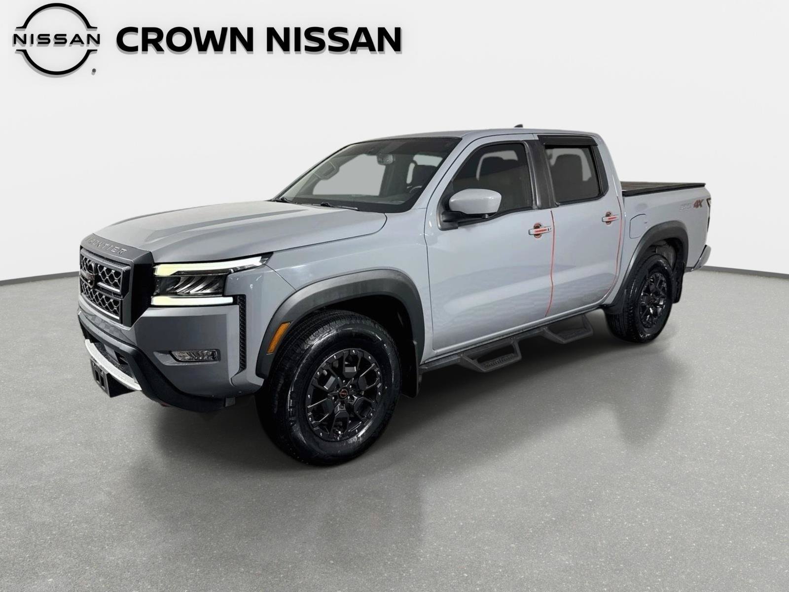 Used 2022 Boulder Grey Pearl Nissan PRO-4X image 1