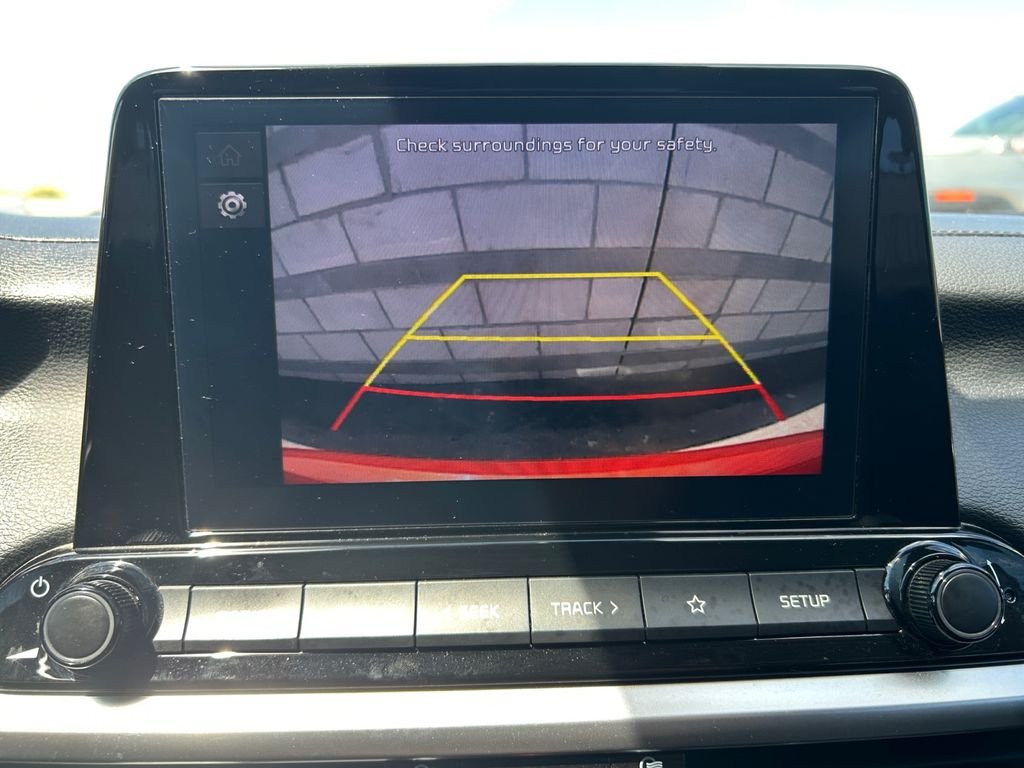 Used 2023 Red Kia LXS image 26