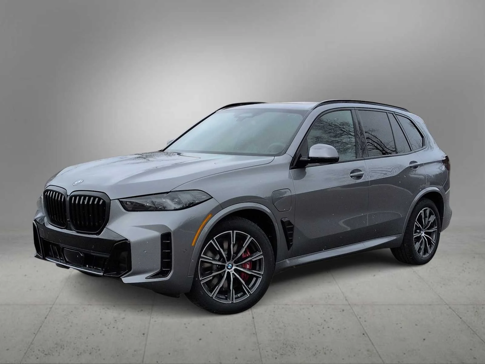 2026 BMW X5 xDrive50e's photo