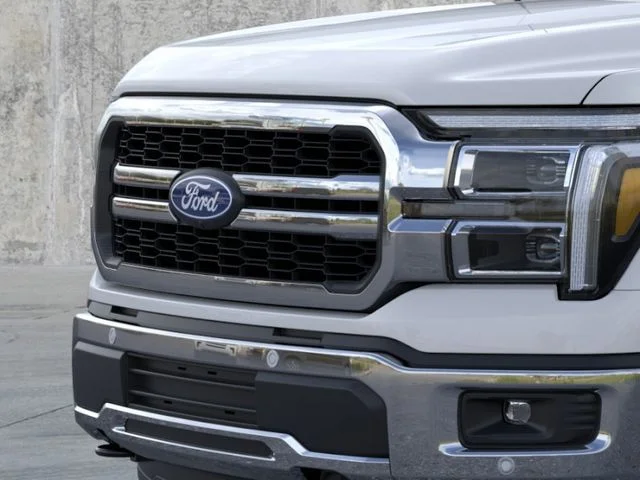 New 2026 Oxford White Ford Lariat® image 17