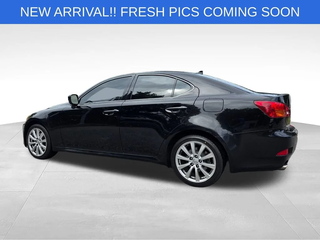 Used 2008 Black Lexus 4dr Sport Sdn Auto AWD image 4