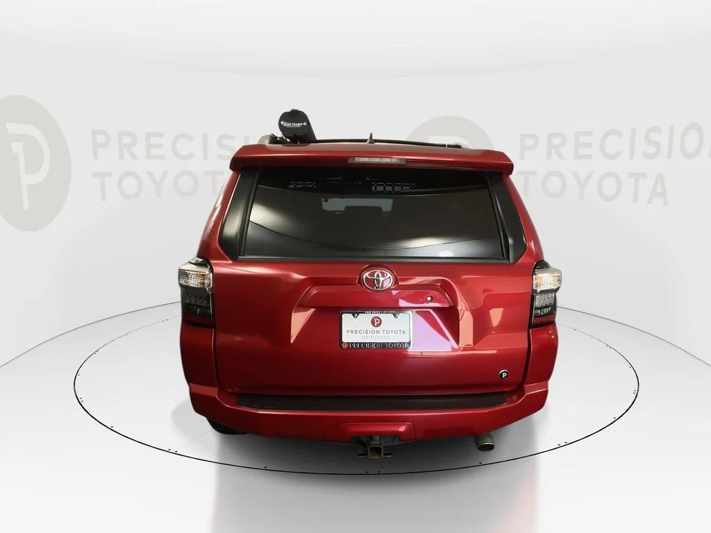 Used 2016 Barcelona Red Metallic Toyota SR5 Premium image 17