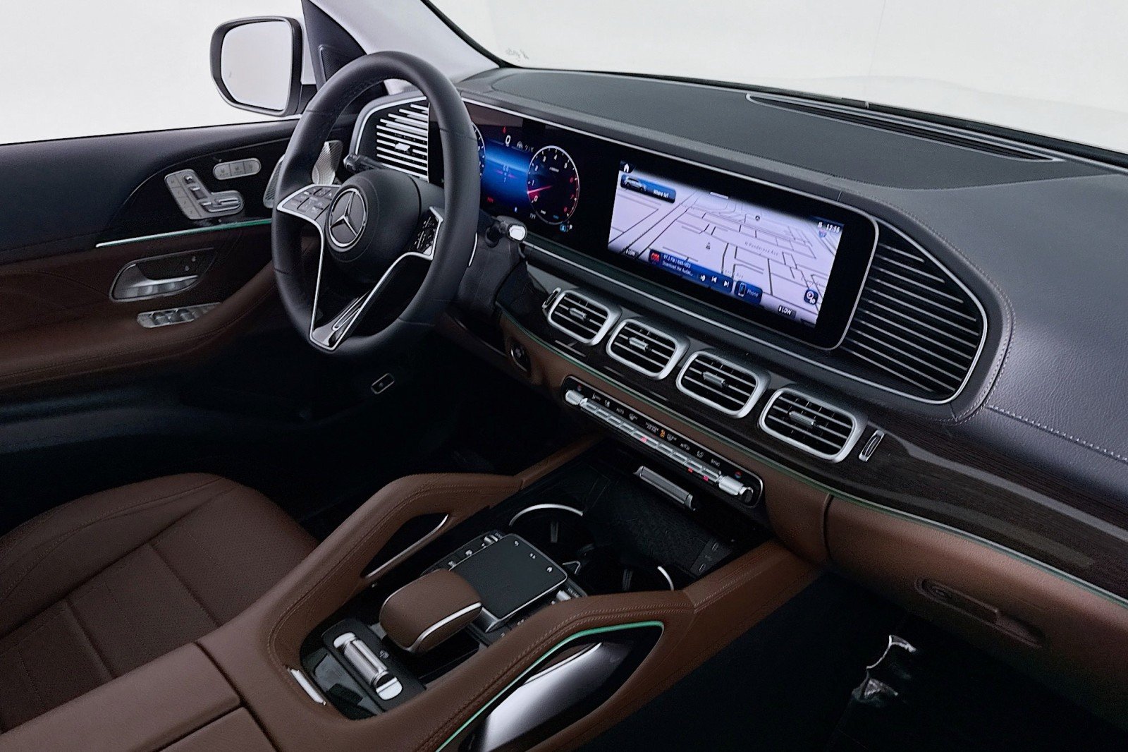 New 2026 Polar White Mercedes-Benz GLS 450 4MATIC® SUV image 16