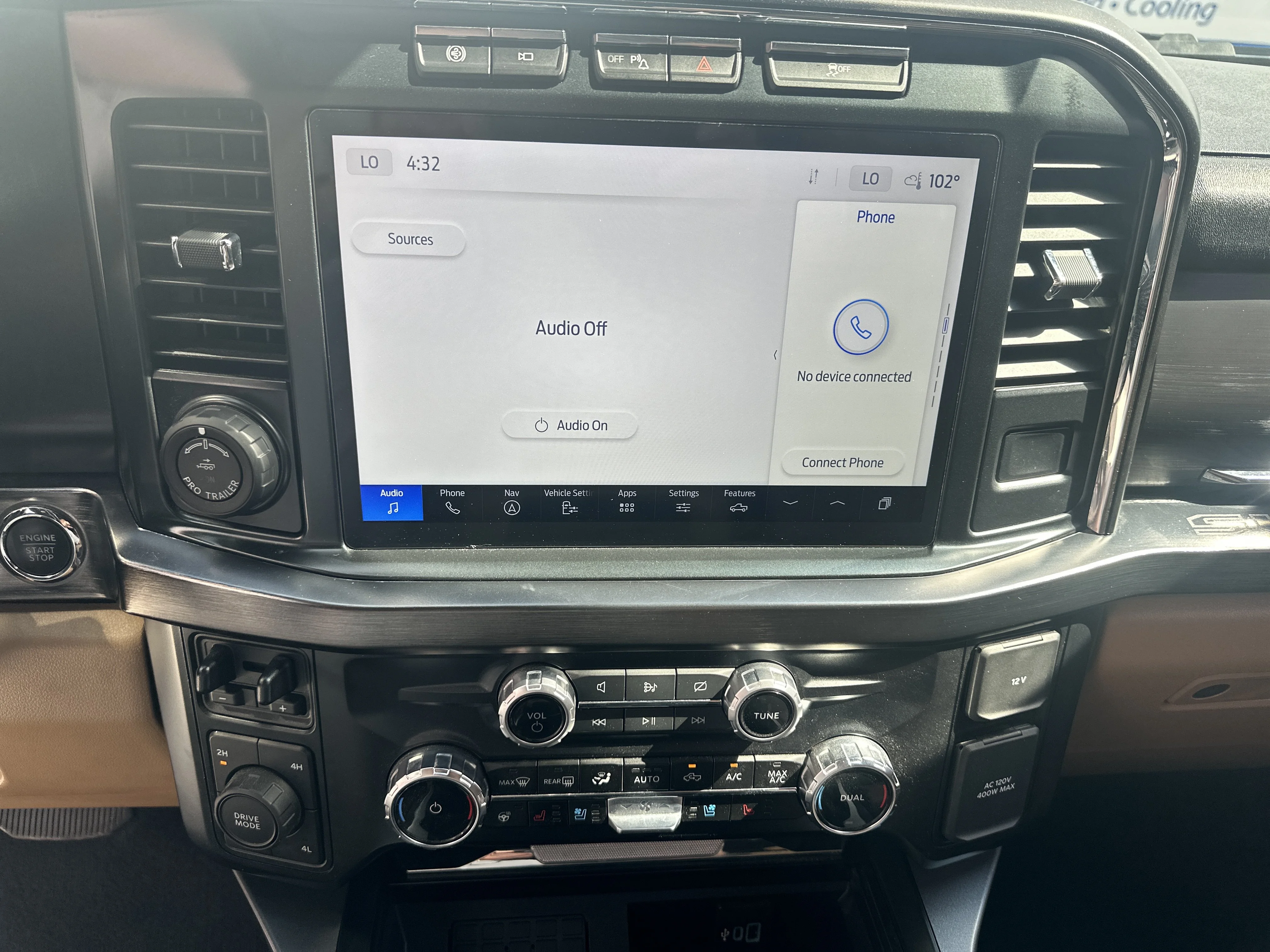 Used 2023  Ford  image 22