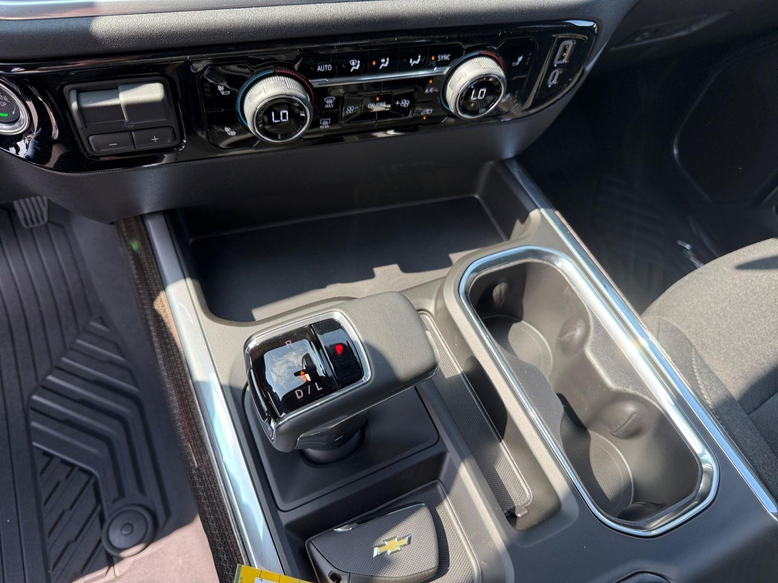 2026 Chevrolet Silverado 1500 LT - Photo 12